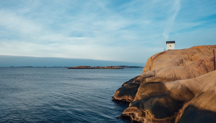 photo house at sea